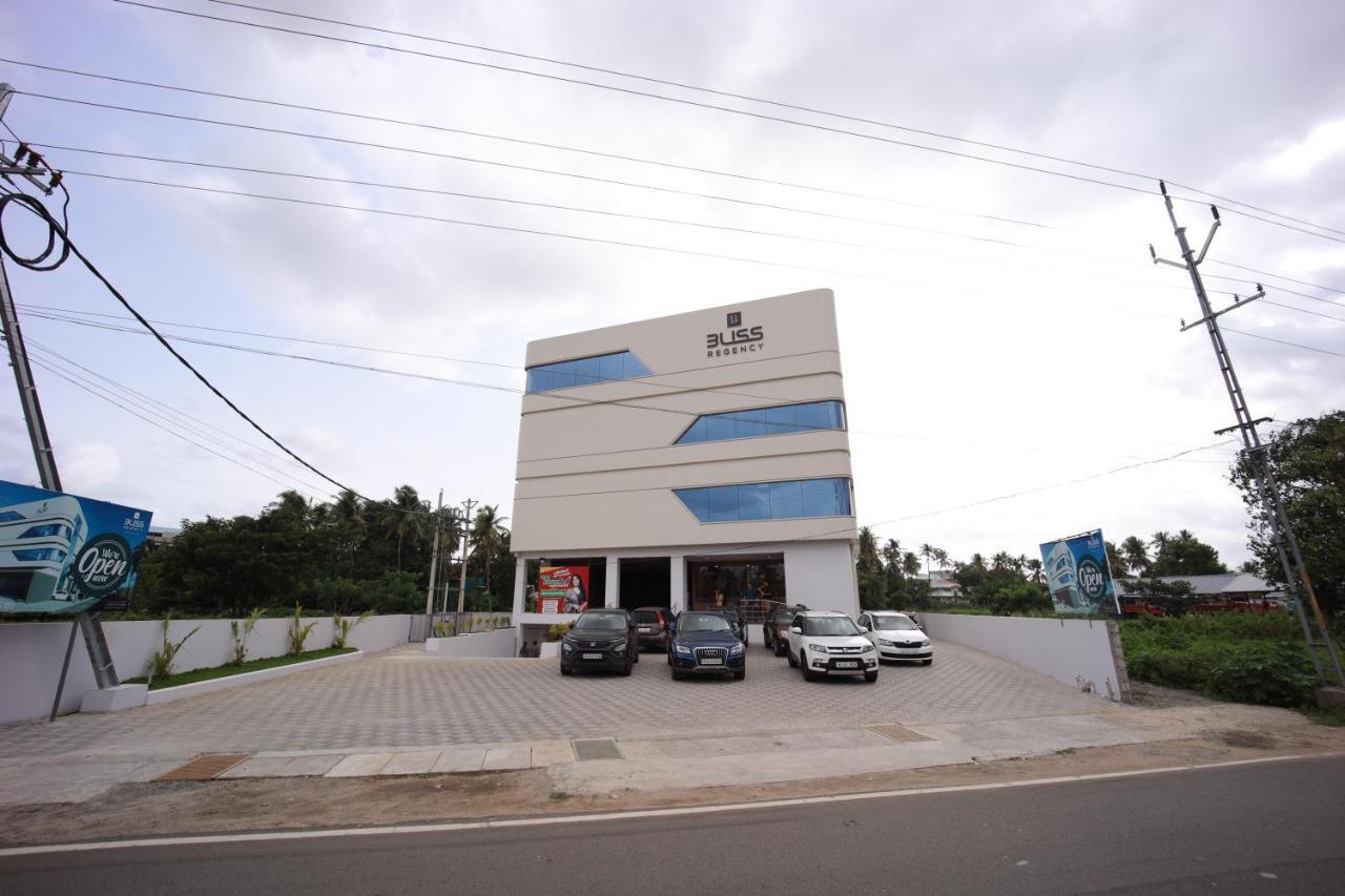 Bliss Regency Business Hotel Palakkad Eksteriør billede