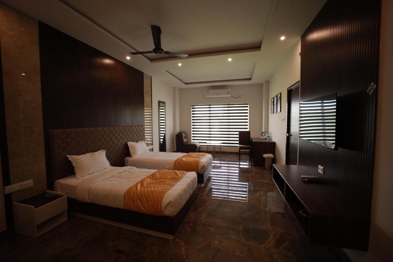 Bliss Regency Business Hotel Palakkad Eksteriør billede
