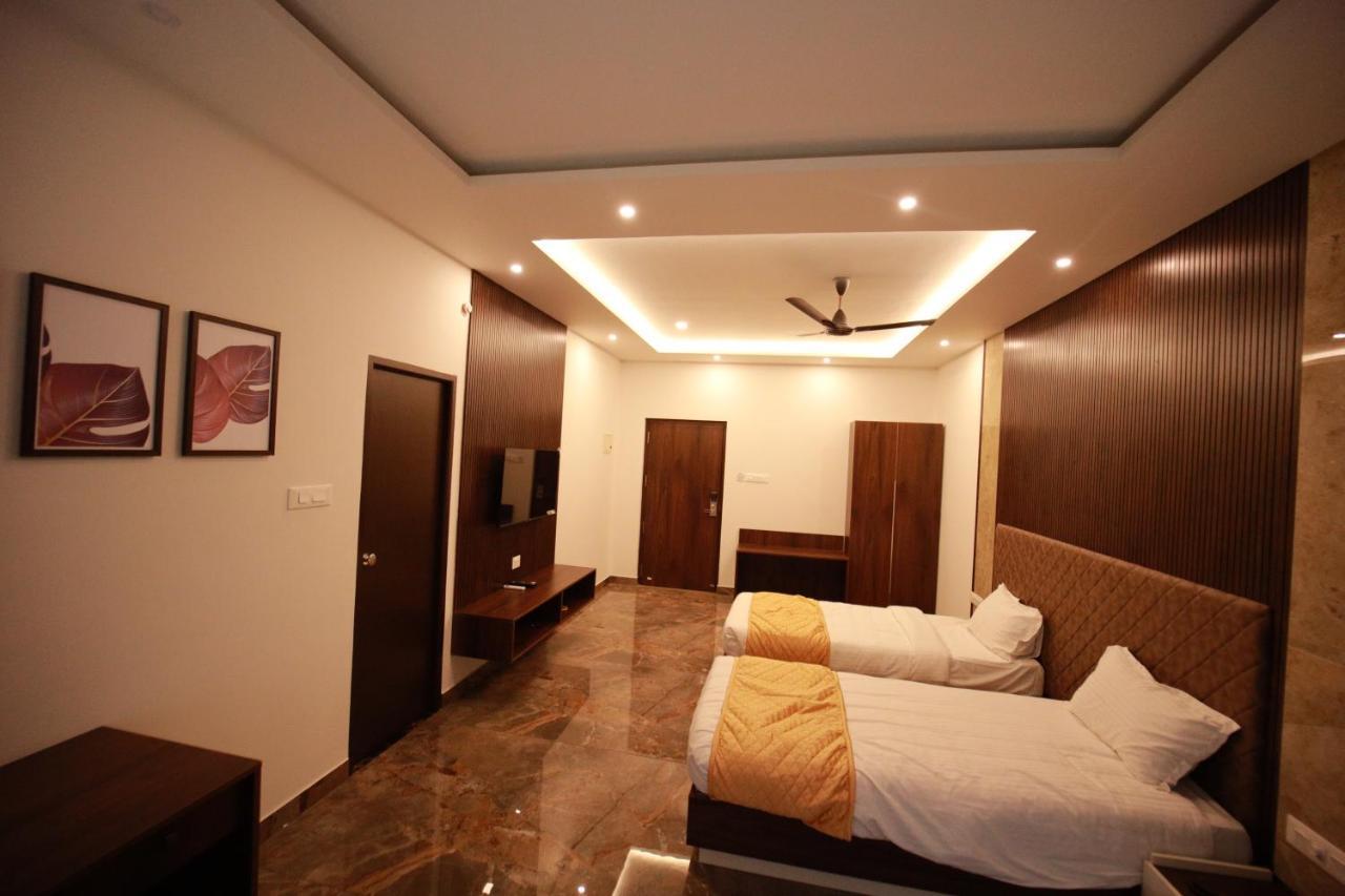 Bliss Regency Business Hotel Palakkad Eksteriør billede