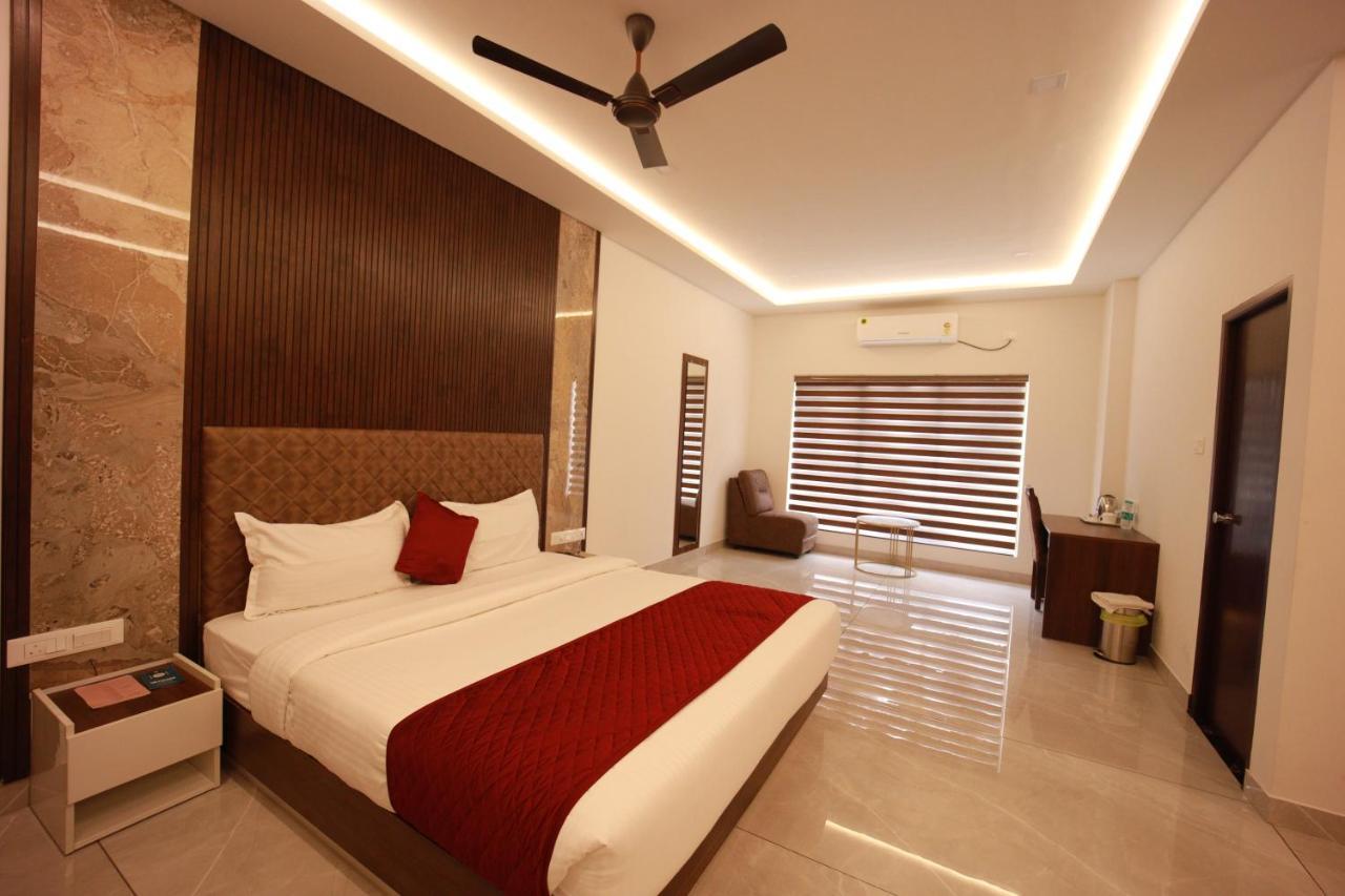 Bliss Regency Business Hotel Palakkad Eksteriør billede
