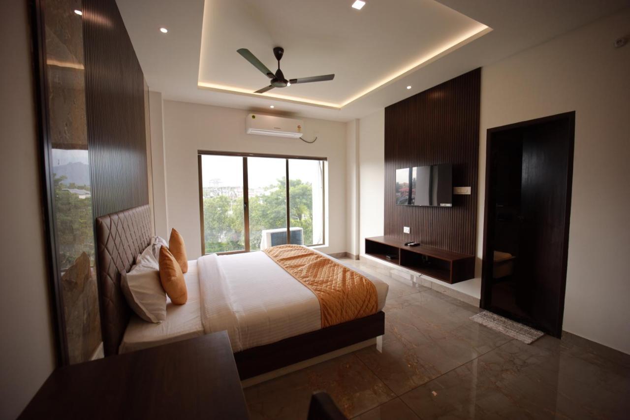 Bliss Regency Business Hotel Palakkad Eksteriør billede