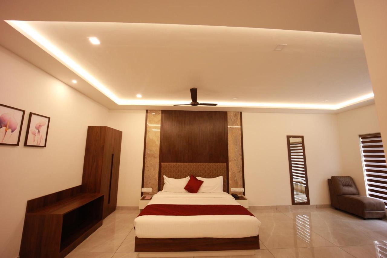 Bliss Regency Business Hotel Palakkad Eksteriør billede