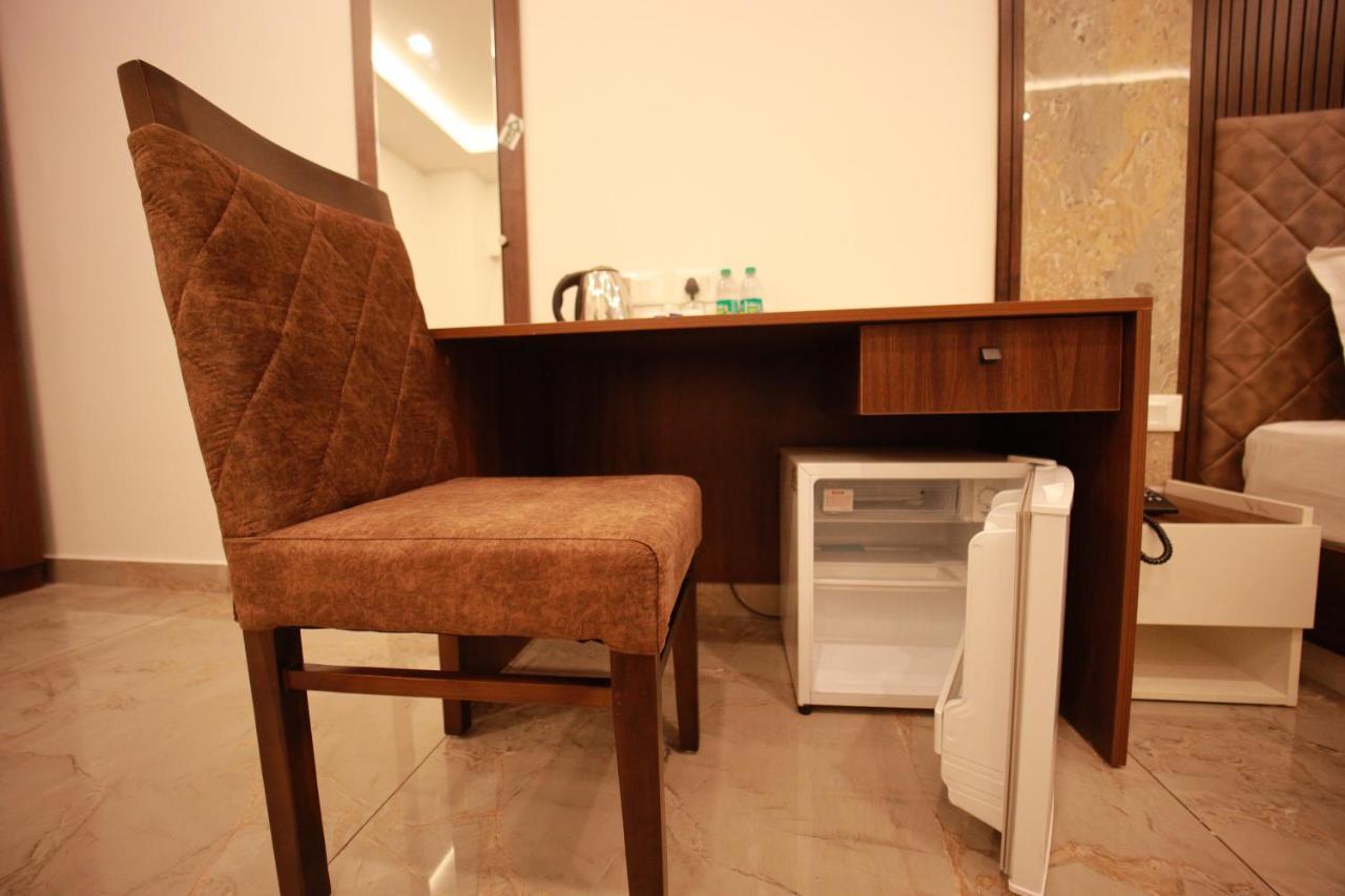 Bliss Regency Business Hotel Palakkad Eksteriør billede