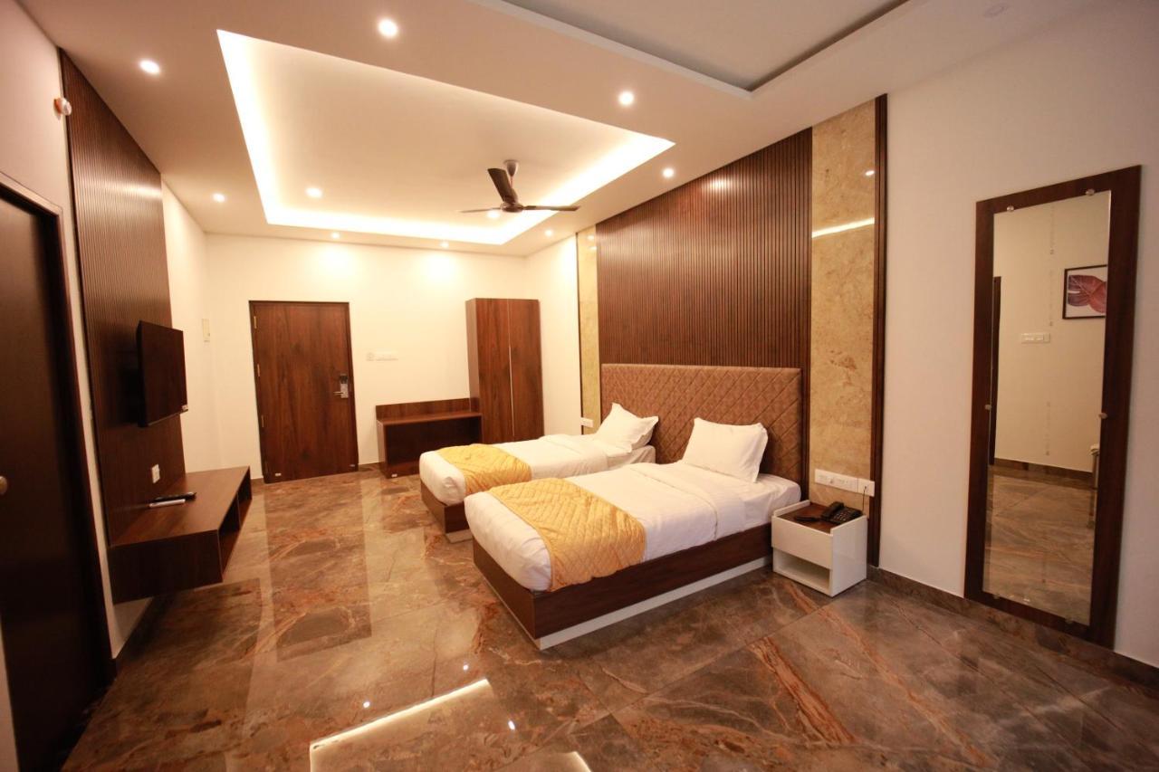 Bliss Regency Business Hotel Palakkad Eksteriør billede